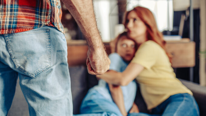 Violences intrafamiliales